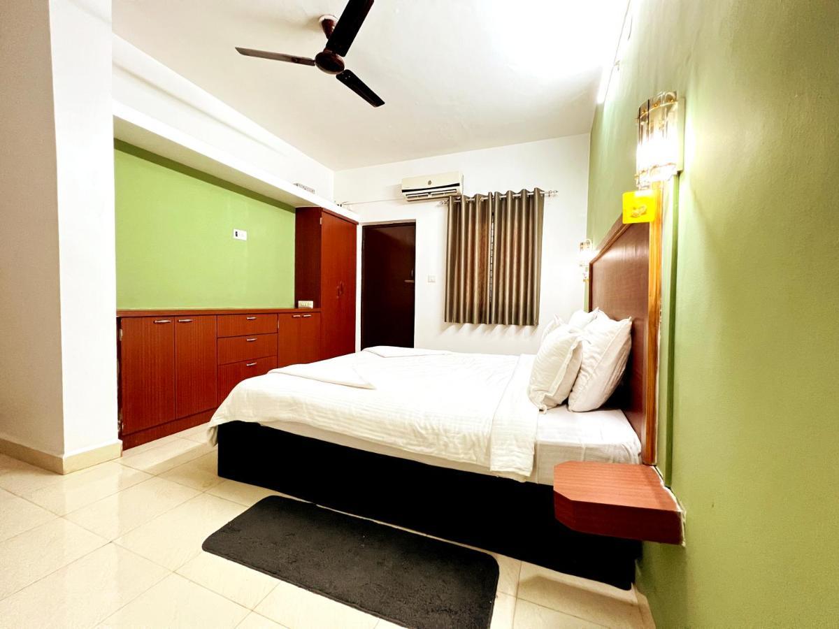 Royal Orbit Hotel *